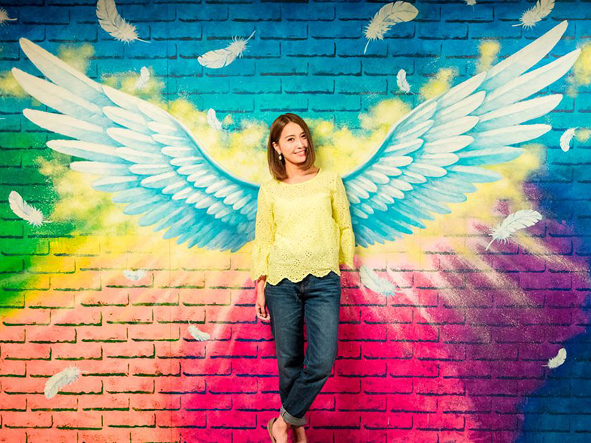 【プレスリリース】親子で楽しめる「エンジェルウィング」他、新作アート4点がお目見え！ 人気企画展「ベルばらの部屋」も会期延長＆新作「オスカルの白目」登場。